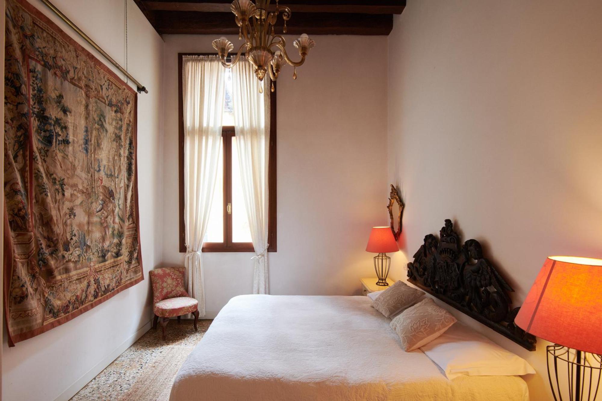 Palazzo Contarini Della Porta Di Ferro Aparthotel Veneţia Exterior foto